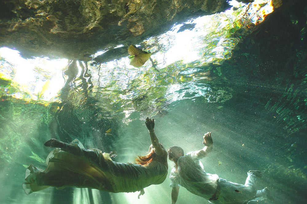 riviera maya underwater trash the dress