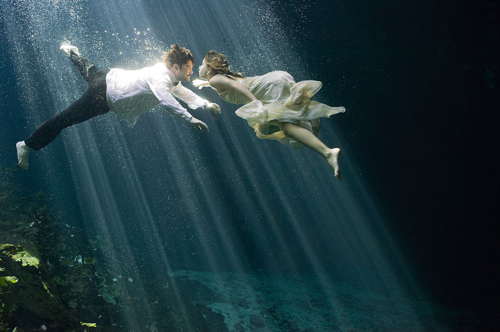 underwater trash the dress in riviera maya