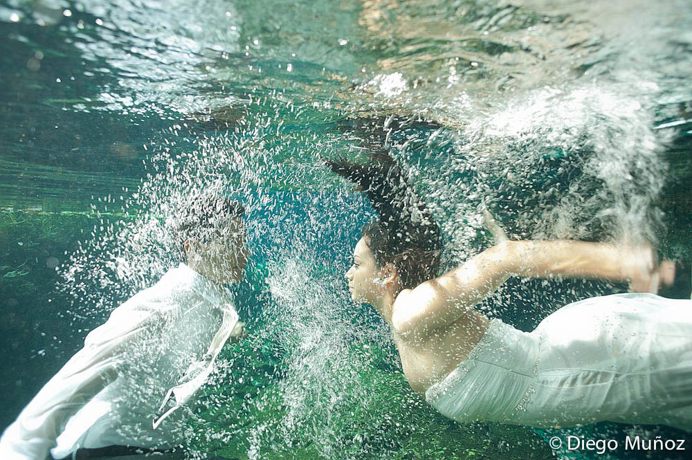 Underwater trash the dress photography  tulum